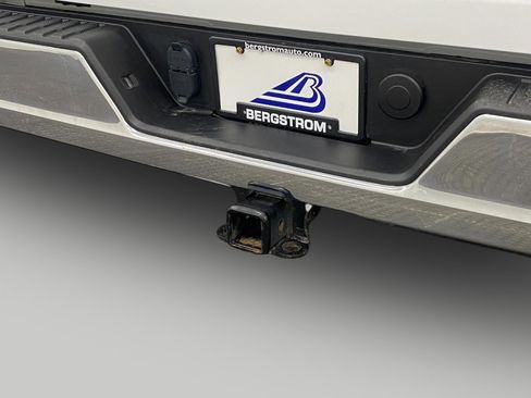 Used 2025 Chevrolet Silverado 2500 W/T w/ WT Convenience Package image 4