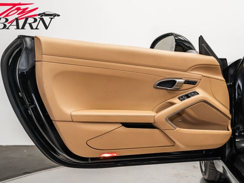 Used 2015 Porsche 911 Carrera S image 25