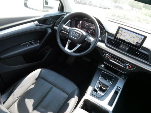 Used 2018 Audi Q5 2.0T Premium Plus w/ Premium Plus Package AWD/4WD image 9