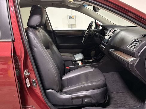 Used 2016 Subaru Outback 2.5i Limited image 23