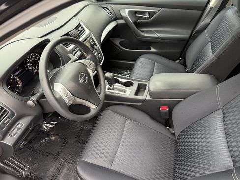 Used 2017 Nissan Altima 2.5 S w/ Power Driver Seat Package image 7