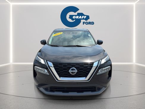 Used 2023 Nissan Rogue SV FWD image 3