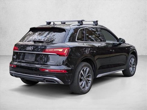 Used 2022 Audi Q5 2.0T Premium w/ Convenience Package image 2