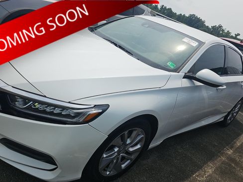 Used 2019 Honda Accord LX image 1