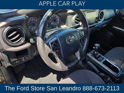 Used 2019 Toyota Tacoma TRD Sport w/ Technology Package RWD image 11