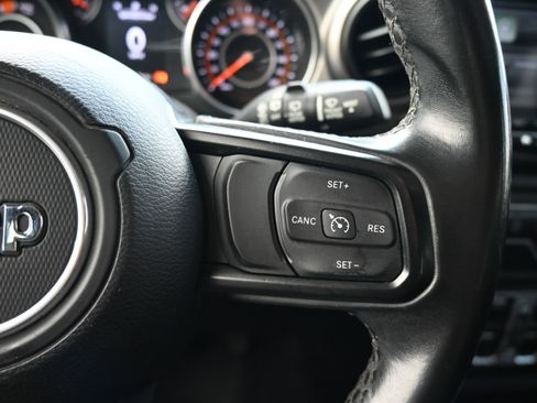 Used 2020 Jeep Wrangler Unlimited Sport S AWD/4WD image 18