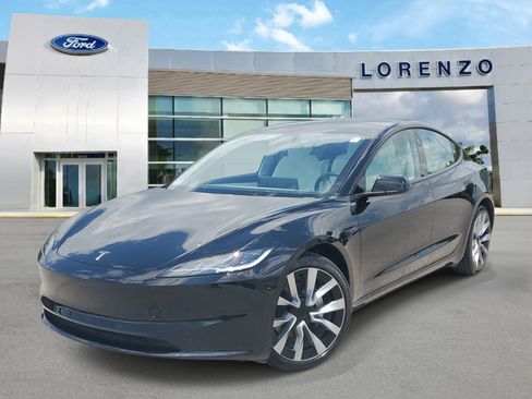 Used 2024 Tesla Model 3 Standard Range RWD image 1