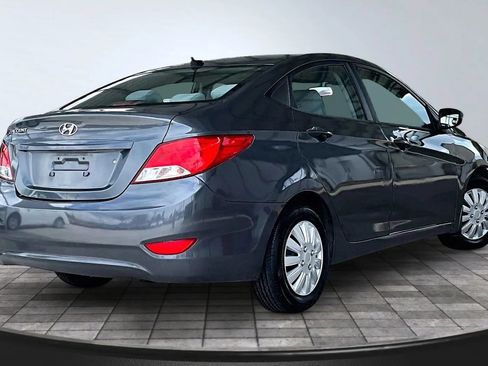 Used 2017 Hyundai Accent SE FWD image 6