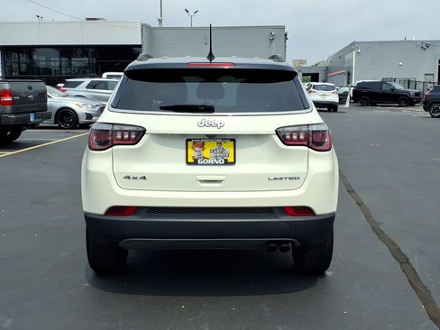 Used 2018 Jeep Compass Limited AWD/4WD image 20