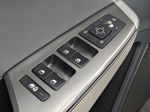 Used 2022 Kia EV6 Wind w/ Wind Technology Package AWD/4WD image 29