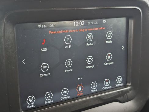 Used 2021 Jeep Renegade Latitude image 18