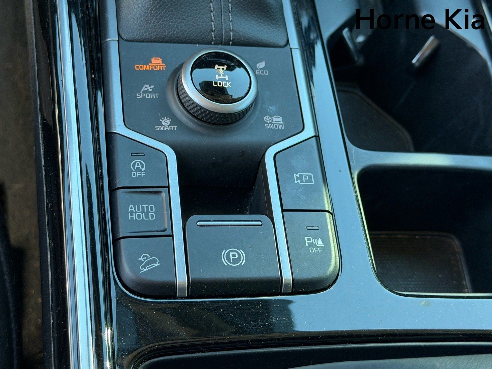 Used 2023 Kia Sorento SX AWD/4WD image 32