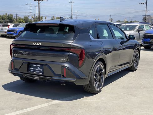 New 2026 Kia K4 GT-Line FWD image 3