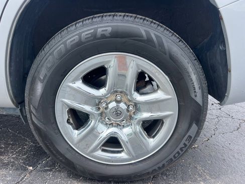 Used 2011 Toyota RAV4 4WD w/ Base L4 Extra Value Pkg image 37