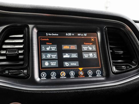 Used 2017 Dodge Challenger R/T Scat Pack RWD image 24
