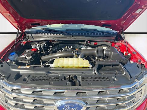 Used 2021 Ford Expedition XLT RWD image 32