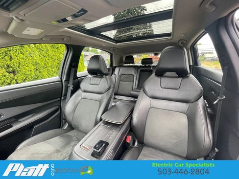 Used 2023 Nissan Ariya FWD image 36