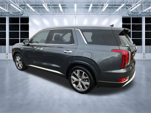 Used 2021 Hyundai Palisade Limited w/ Cargo Package image 5