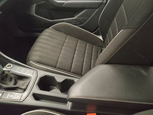 Used 2024 Volkswagen Jetta Sport image 26