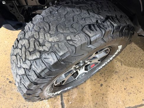 Used 2021 Jeep Wrangler Unlimited Rubicon AWD/4WD image 7