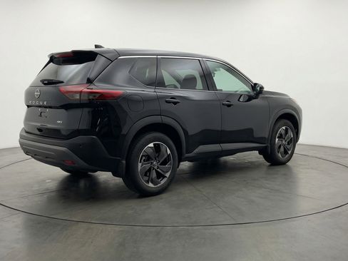 Used 2025 Nissan Rogue SV image 9