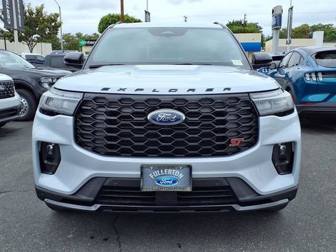 New 2026 Ford Explorer ST w/ Sun And Sound Package AWD/4WD image 2