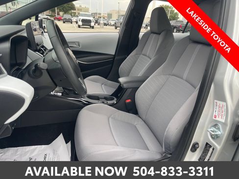 Certified 2025 Toyota Corolla SE FWD image 29