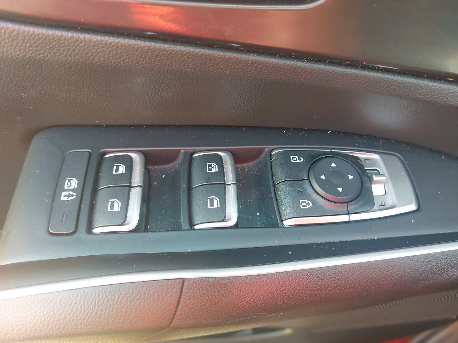 Used 2021 Kia Sorento S w/ Panoramic Sunroof Package FWD image 26