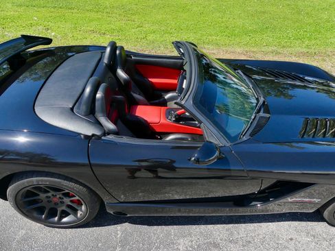 Used 2004 Dodge Viper SRT-10 image 46