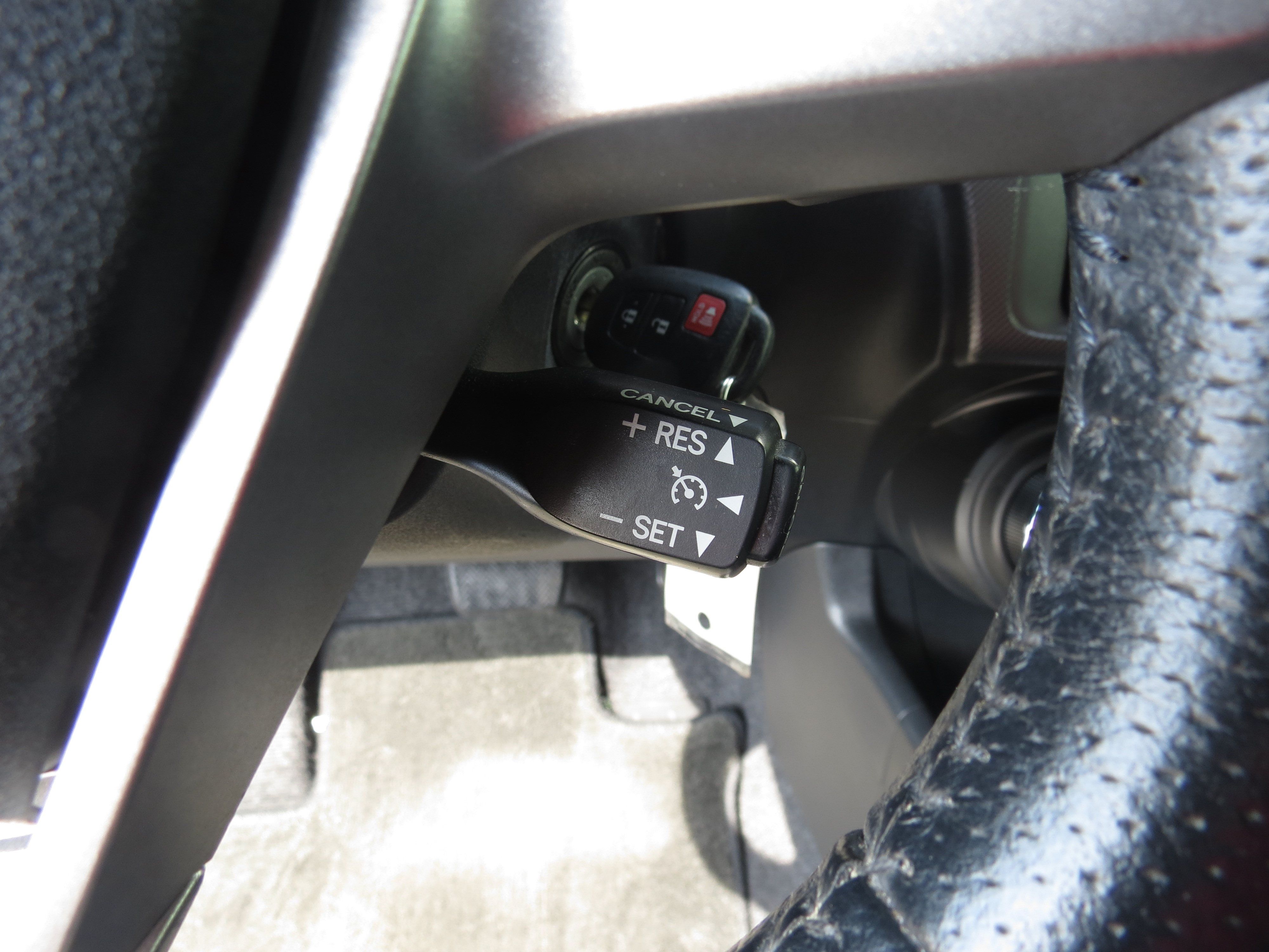 Used 2015 Scion tC FWD image 19