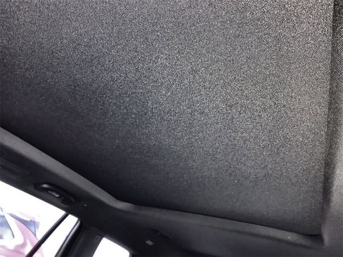 Used 2023 Cadillac XT6 Premium Luxury image 22