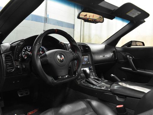 Used 2010 Chevrolet Corvette Grand Sport w/ Preferred Equipment Group RWD image 4