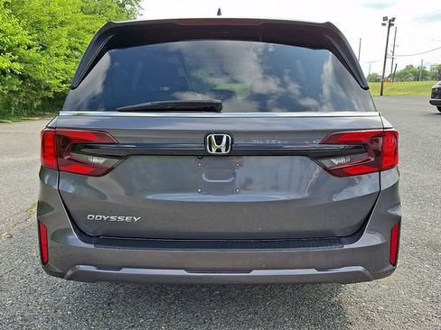 Used 2025 Honda Odyssey EX-L image 5