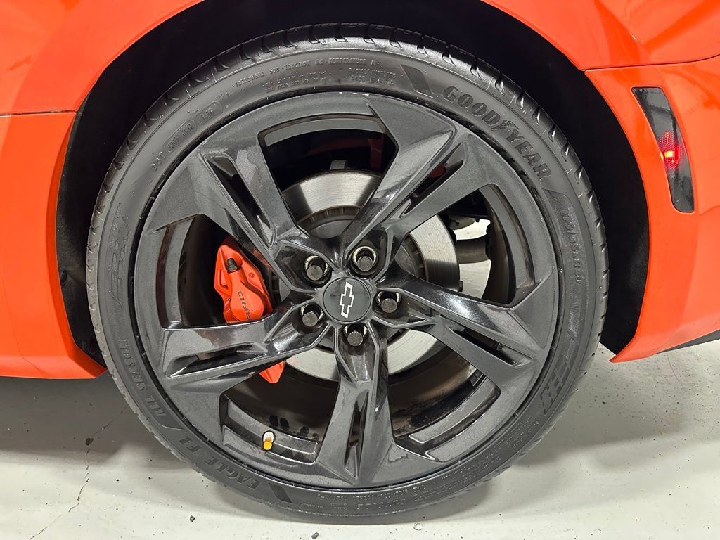 Used 2021 Chevrolet Camaro SS RWD image 53