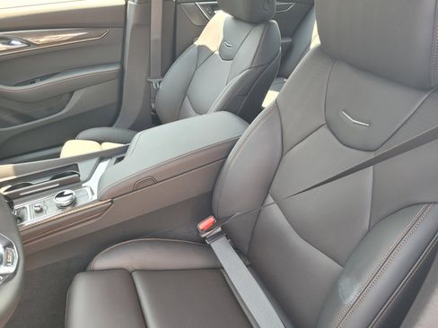 New 2026 Cadillac CT5 V w/ Technology Package RWD image 8