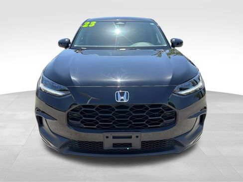 Used 2023 Honda HR-V LX image 2