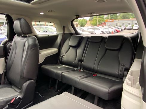 Used 2024 Kia Carnival SX Prestige FWD image 23