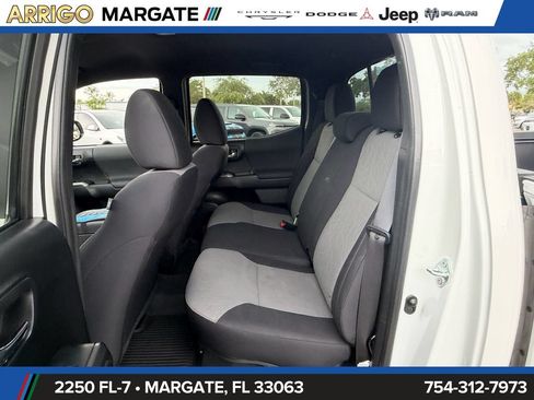 Used 2022 Toyota Tacoma TRD Off-Road w/ Technology Package RWD image 11