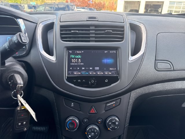 Used 2016 Chevrolet Trax LS w/ LPO, Protection Package FWD image 24