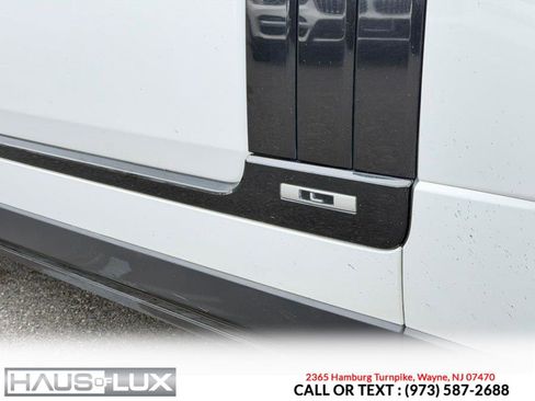 Used 2018 Land Rover Range Rover Long Wheelbase Supercharged AWD/4WD image 3