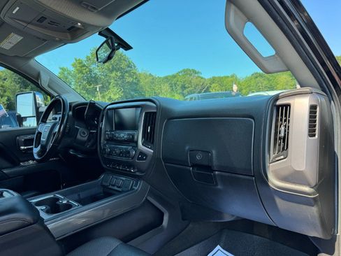 Used 2015 GMC Sierra 2500 SLT AWD/4WD image 19