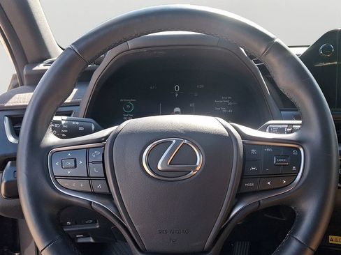 Used 2025 Lexus UX 300h AWD w/ Cold Area Package image 21