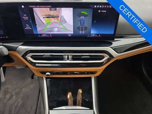 Certified 2024 BMW 330i Sedan w/ Convenience Package RWD image 21