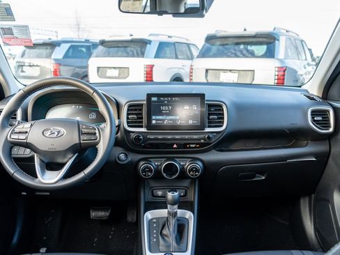 New 2026 Hyundai Venue SEL image 16