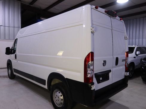 Used 2023 RAM ProMaster 2500 FWD image 2