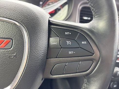 Used 2022 Dodge Charger SXT w/ Driver Convenience Group image 24