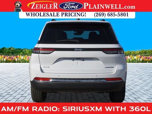 Used 2023 Jeep Grand Cherokee Limited image 4