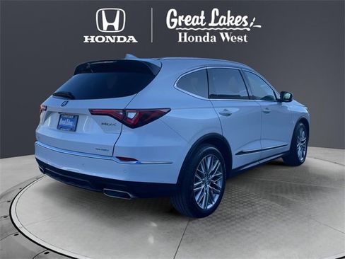 Used 2023 Acura MDX SH-AWD w/ Advance Package image 4