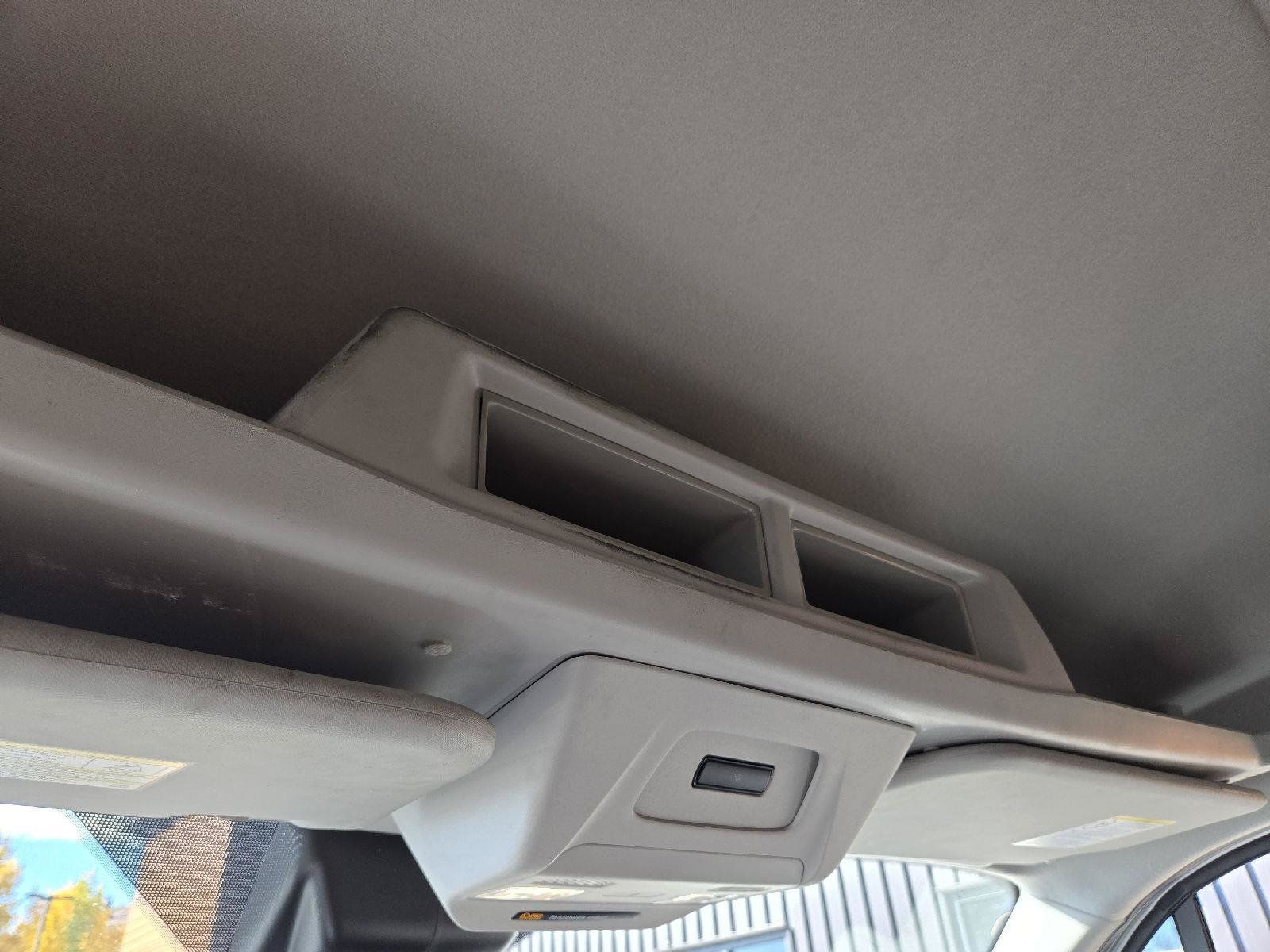 Used 2022 Ford E-Transit Medium Roof w/ Parcel Delivery Package RWD image 16