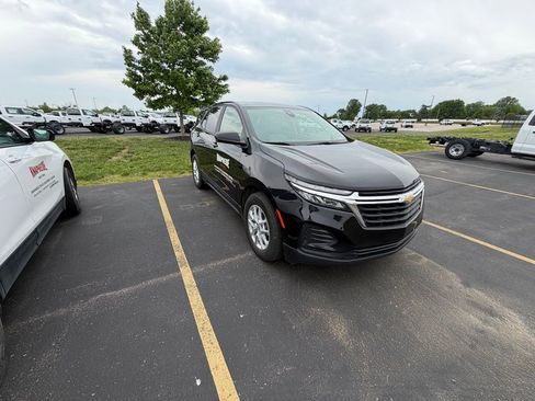 Used 2024 Chevrolet Equinox LS w/ LS Convenience Package FWD image 7